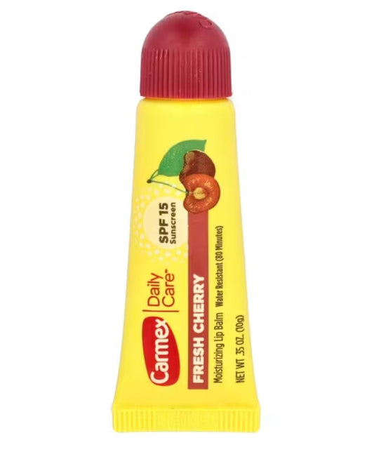 مرطب شفاه كارمكس كلاسيك بنكهة الكرز مع حماية من الشمس