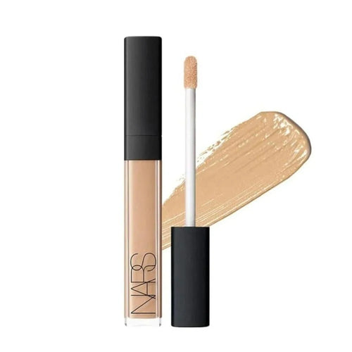 كونسيلرخافي عيوب نارس الكريمي المضيء – اللون: ريد نايت كاسترد 